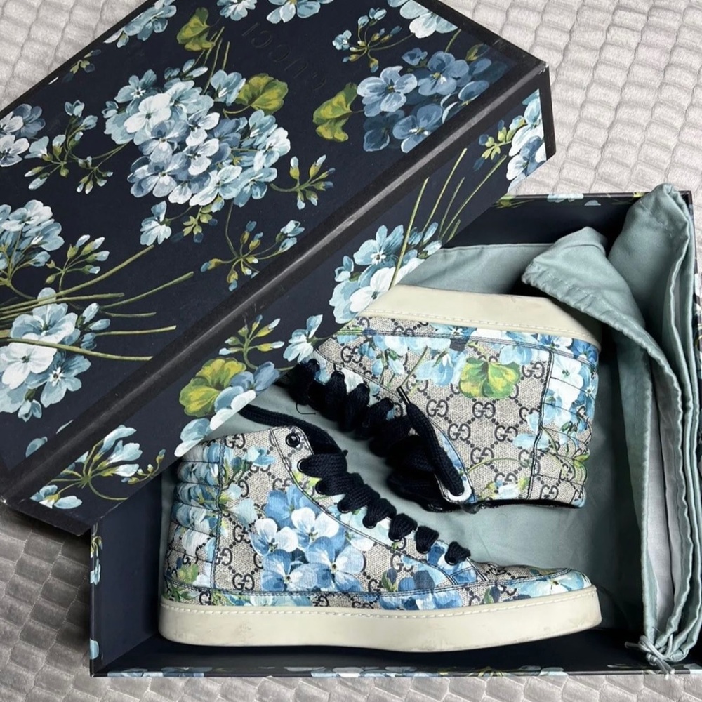 GUCCI SNEAKERS MEN’S ⭐️ 100% Authentic⭐️Worn Once⭐️Original Box ⭐️Floral